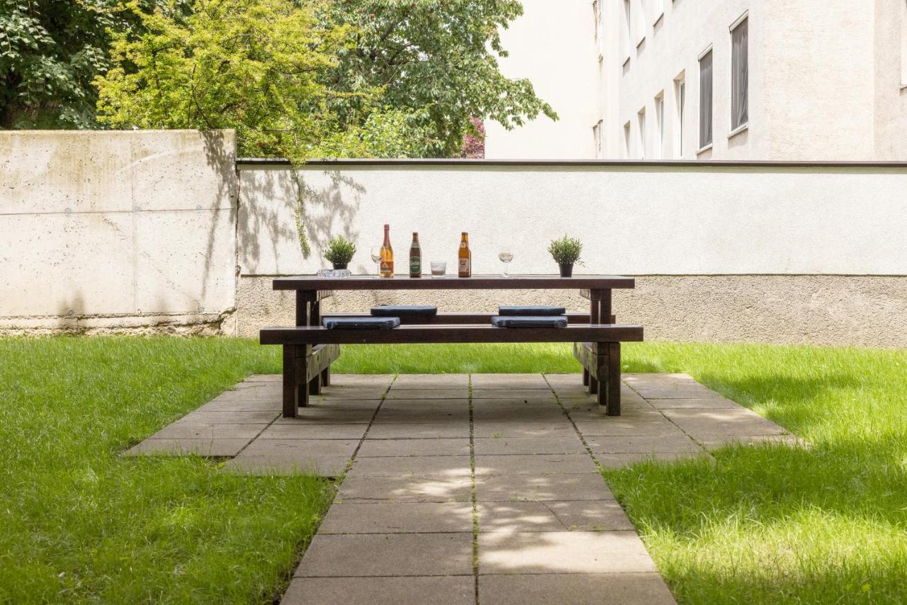 Vienna Central Station Accommodation Esterno foto